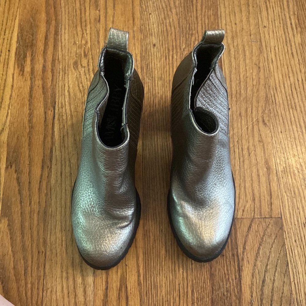 Silver/Metallic booties - Picture 2 of 4